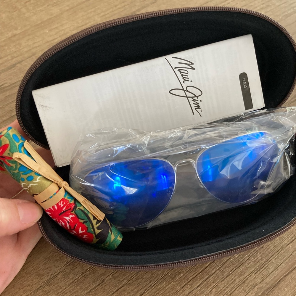 Maui Jim Mavericks Aviator sunglasses